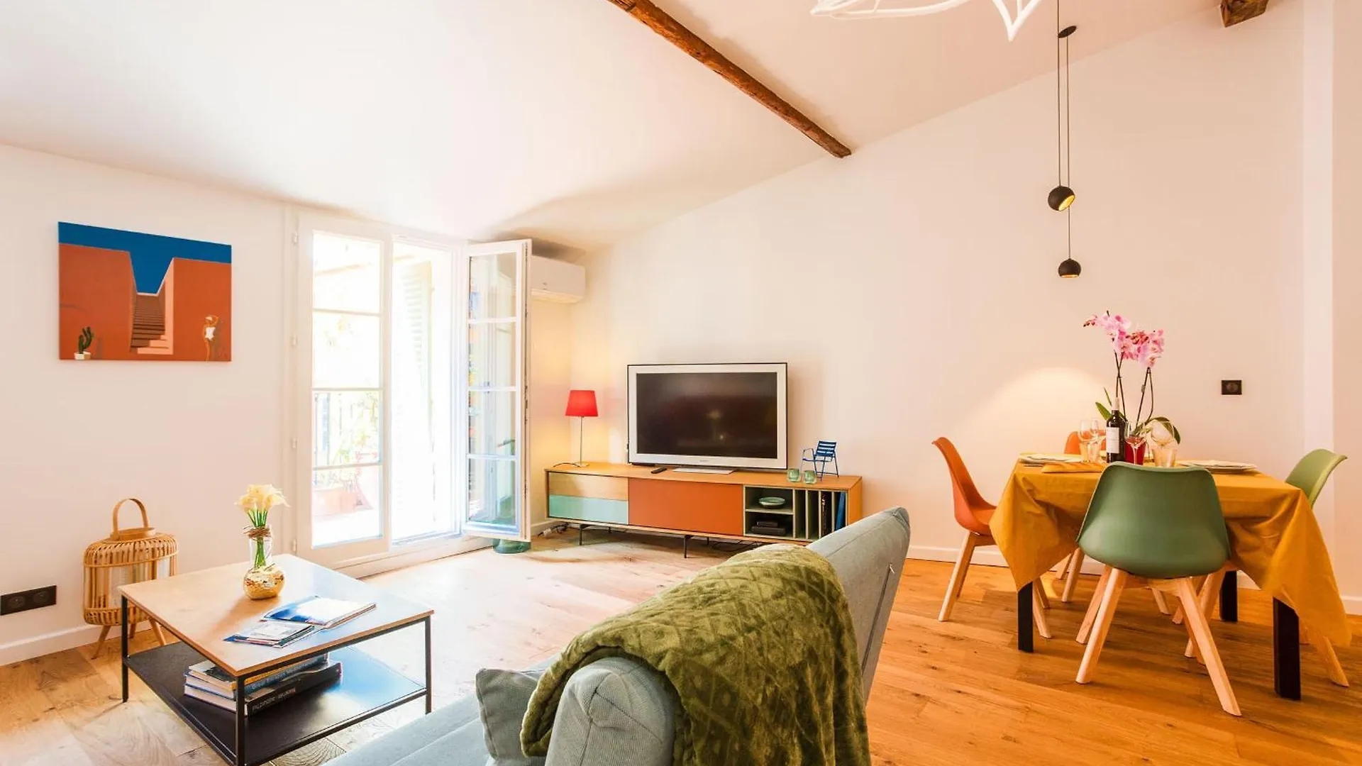 La Treille Ap4334 By Riviera Holiday Homes 니스 0*,  프랑스